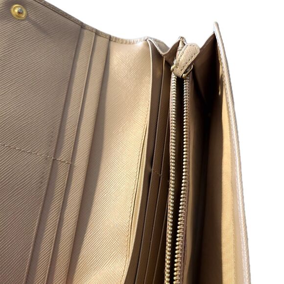 Prada (Authentic) Champagne Pink Leather & Gold w/ Bow Accent Fiocco Long Wallet - Picture 11 of 13